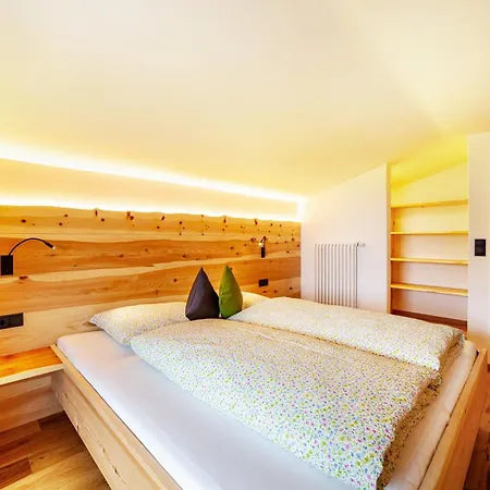 Mutlechnerhof Holiday home Caines